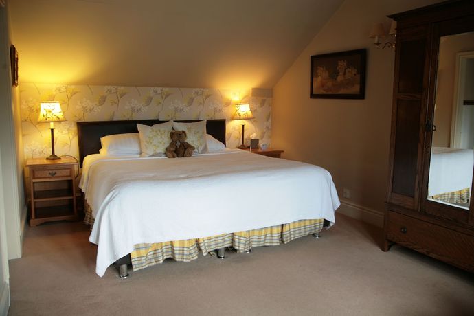 Imagen de la habitación del Hotel Red Lion and Manor House. Foto 11