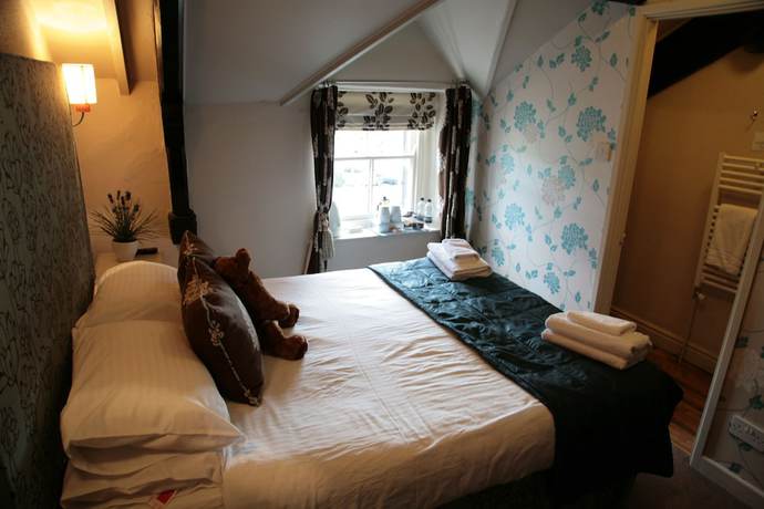 Imagen de la habitación del Hotel Red Lion and Manor House. Foto 16