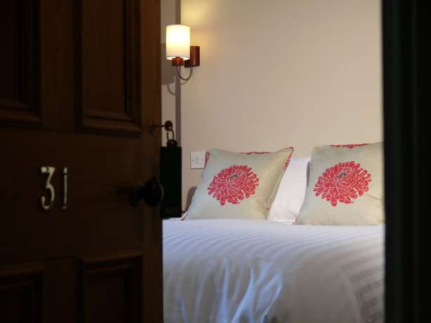 Imagen de la habitación del Hotel Red Lion and Manor House. Foto 17