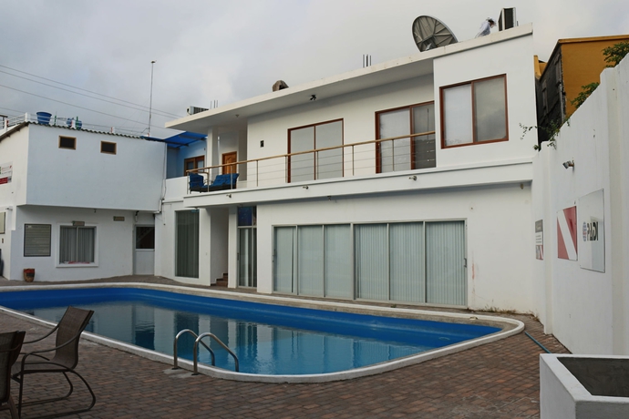 Imagen de los exteriores del Hotel Red Mangrove Divers Lodge All Inclusive Adventure. Foto 9