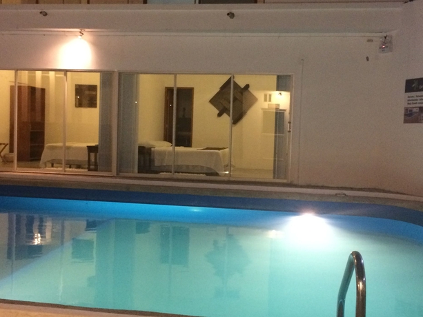 Imagen de la piscina del Hotel Red Mangrove Divers Lodge All Inclusive Adventure. Foto 10