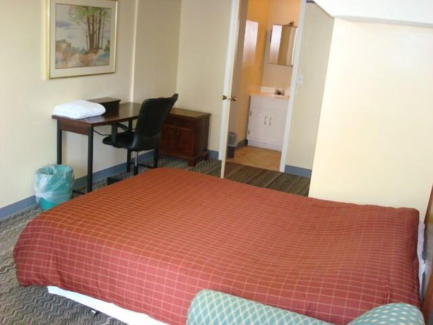 Imagen de la habitación del Hotel Red Mill Inn Motel. Foto 2