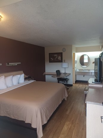 Imagen de la habitación del Hotel Red Oak Inn Detroit Metro Airport - Belleville. Foto 3