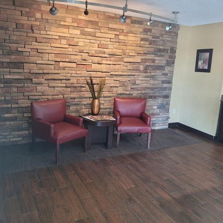 Imagen de los interiores del Hotel Red Oak Inn Detroit - Southfield. Foto 12