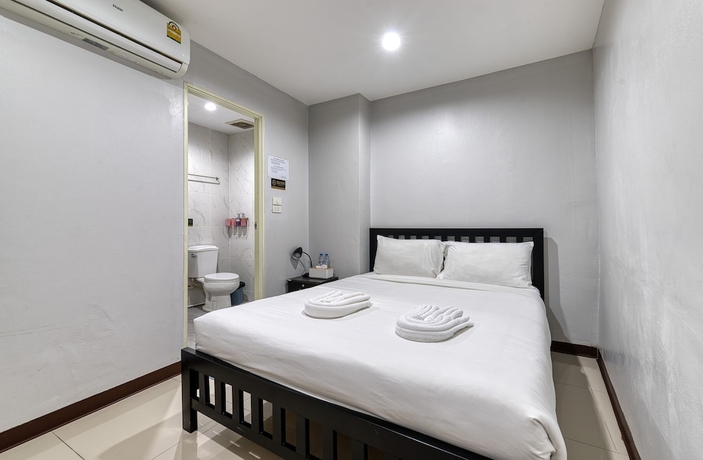 Imagen de la habitación del Hotel Red Pin Inn. Foto 4