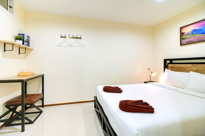 Imagen de la habitación del Hotel Red Pin Inn. Foto 8