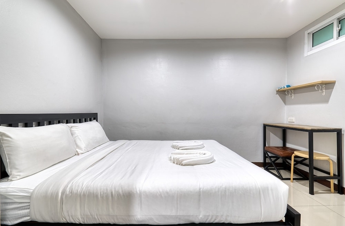 Imagen de la habitación del Hotel Red Pin Inn. Foto 11