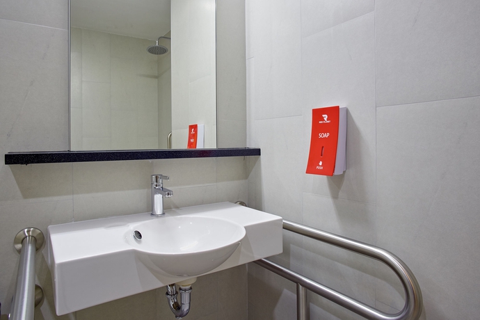 Imagen de la habitación del Hotel Red Planet Bangkok Surawong. Foto 5