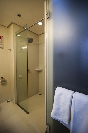 Imagen de la habitación del Hotel Red Planet Makati Avenue Manila. Foto 7