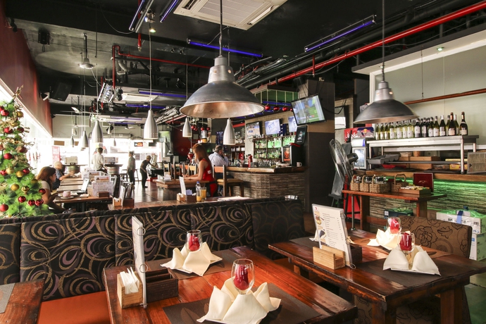Imagen del bar/restaurante del Hotel Red Planet Makati Avenue Manila. Foto 1