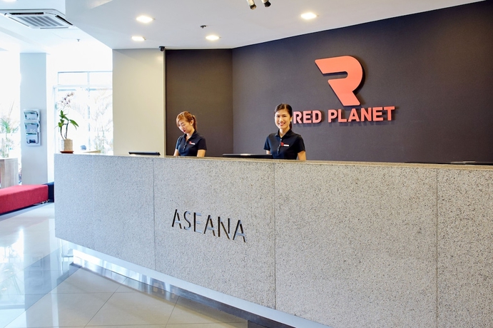 Imagen de los interiores del Hotel Red Planet Manila Aseana City. Foto 13
