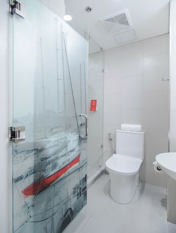 Imagen de la habitación del Hotel Red Planet Manila Bay. Foto 18