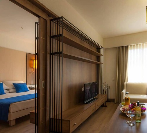Imagen general del Hotel Red Point Holiday Village. Foto 4