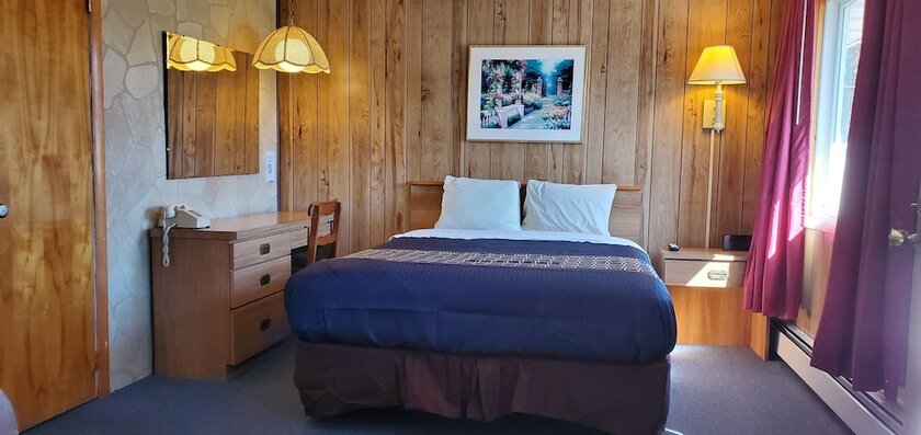 Imagen de la habitación del Hotel Red Ranch Motel. Foto 16