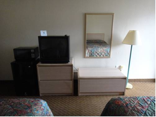 Imagen de la habitación del Hotel Red River Inn Alexandria. Foto 9