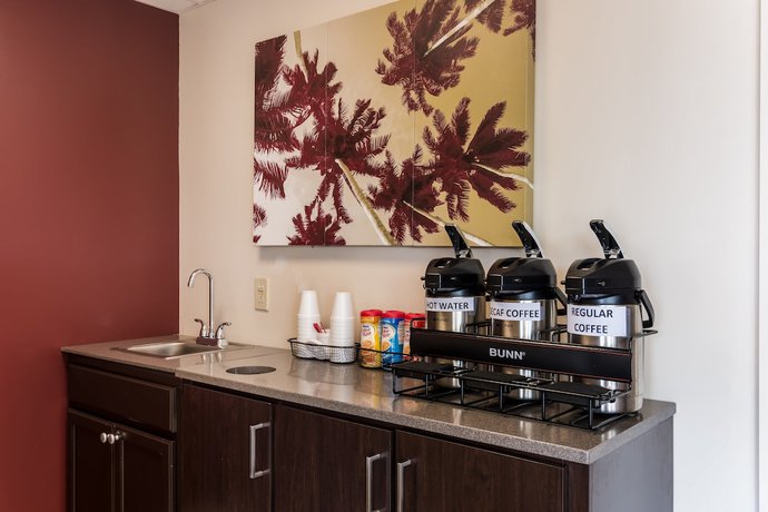 Imagen de los interiores del Hotel Red Roof Inn Atlanta - Kennesaw State University. Foto 16