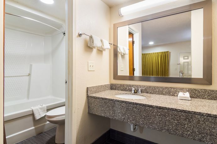 Imagen de la habitación del Hotel Red Roof Inn Atlanta - Kennesaw State University. Foto 4