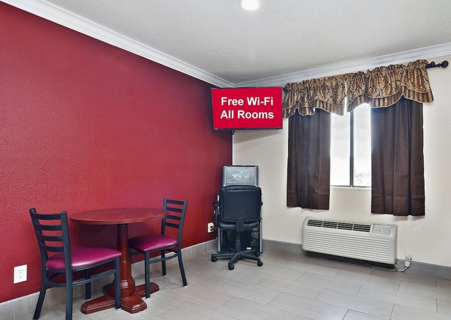 Imagen de los interiores del Hotel Red Roof Inn Binghamton North. Foto 17