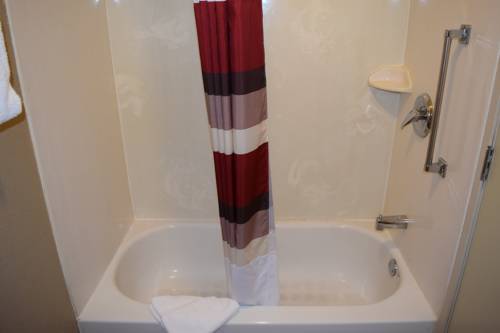 Imagen de la habitación del Hotel Red Roof Inn Boardman. Foto 8