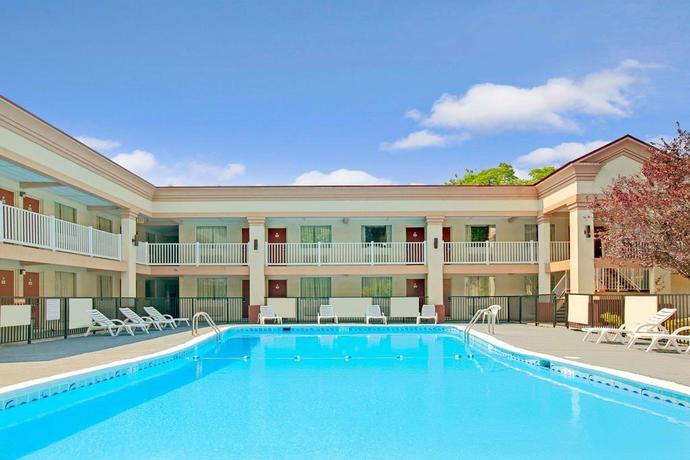 Imagen general del Hotel Red Roof Inn Bordentown - McGuire AFB. Foto 2