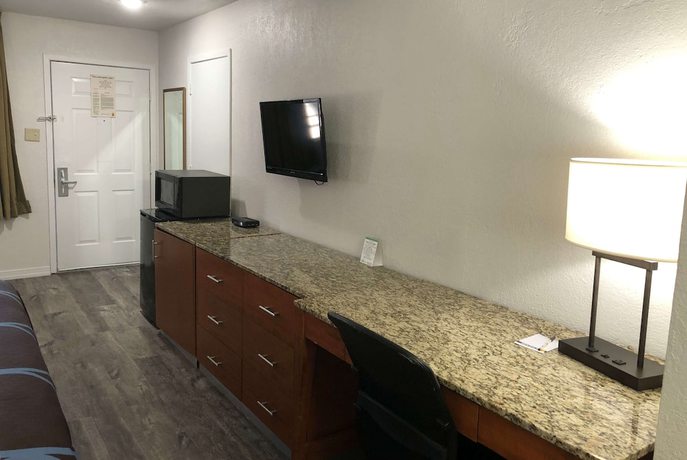 Imagen de la habitación del Hotel Red Roof Inn Canton, TX. Foto 8