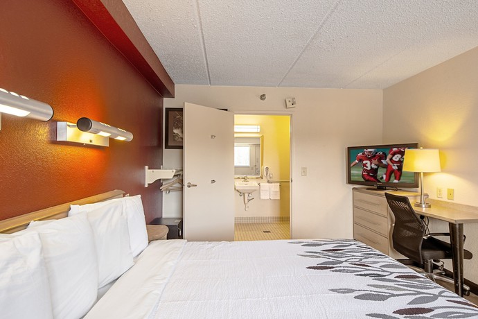 Imagen de la habitación del Hotel Red Roof Inn Charleston West - Hurricane, WV. Foto 15