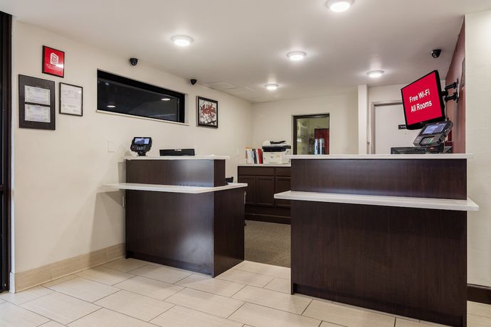 Imagen de los interiores del Hotel Red Roof Inn Chattanooga - Hamilton Place. Foto 18