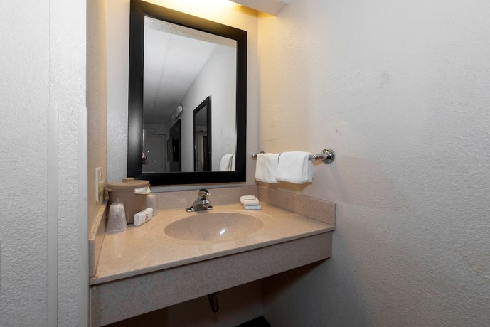 Imagen de la habitación del Hotel Red Roof Inn Chicago - Lansing. Foto 6