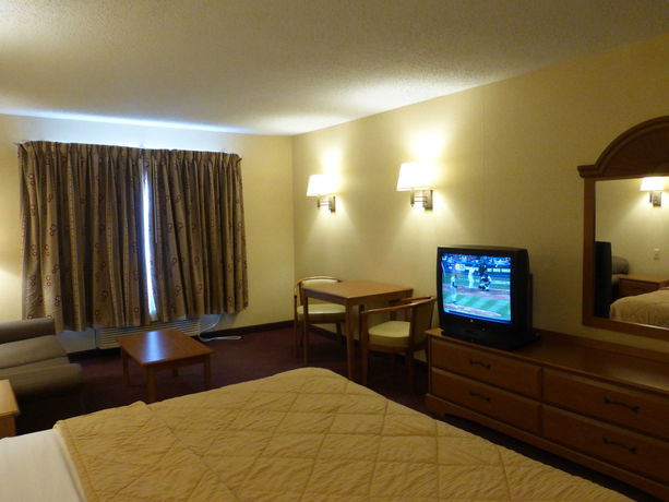 Imagen de los interiores del Hotel Red Roof Inn Clifton Park. Foto 16