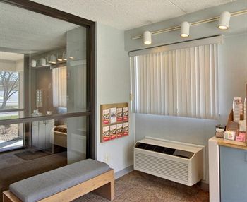 Imagen de los interiores del Hotel Red Roof Inn Columbia, Mo. Foto 5