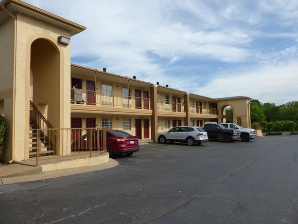 Imagen general del Hotel Red Roof Inn Columbia, TN. Foto 2