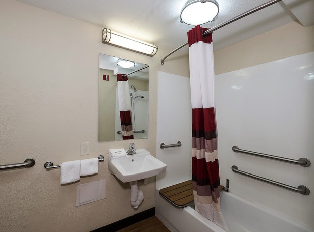 Imagen de la habitación del Hotel Red Roof Inn Columbus East - Reynoldsburg. Foto 17