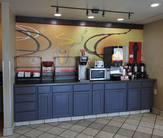 Imagen de la piscina del Hotel Red Roof Inn Columbus - Grove City. Foto 12