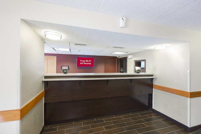 Imagen de los interiores del Hotel Red Roof Inn Columbus - Ohio State Fairgrounds. Foto 18