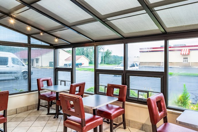 Imagen de los interiores del Hotel Red Roof Inn Columbus - Taylorsville/ Edinburgh. Foto 19