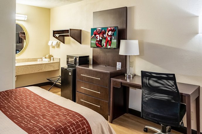 Imagen de la habitación del Hotel Red Roof Inn Columbus - Taylorsville/ Edinburgh. Foto 17