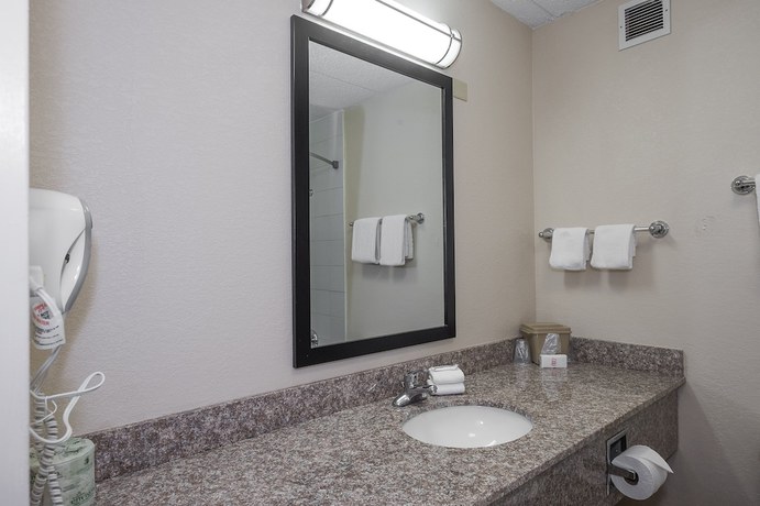 Imagen de la habitación del Hotel Red Roof Inn Cortland. Foto 7