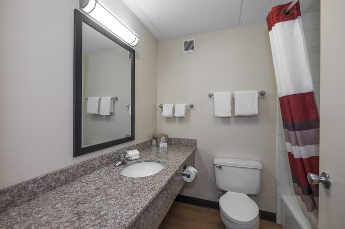 Imagen de la habitación del Hotel Red Roof Inn Cortland. Foto 8