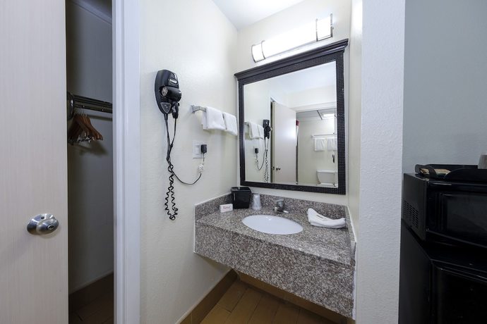 Imagen de la habitación del Hotel Red Roof Inn Crestview. Foto 14