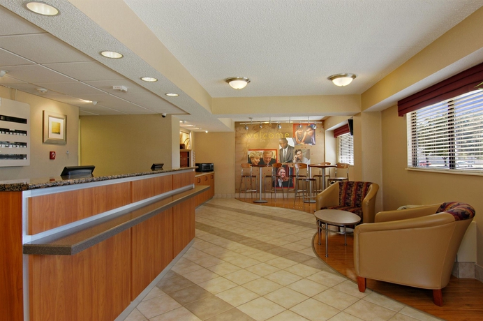 Imagen de los interiores del Hotel Red Roof Inn Dallas - Dfw Airport North. Foto 7