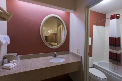Imagen de la habitación del Hotel Red Roof Inn Dayton North Airport. Foto 4