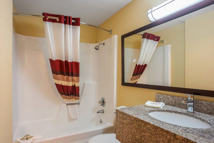 Imagen de la habitación del Hotel Red Roof Inn Des Moines. Foto 2