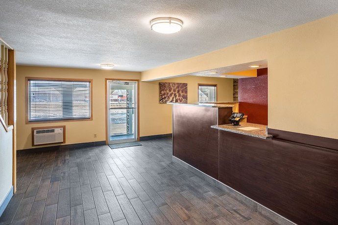 Imagen de los interiores del Hotel Red Roof Inn Des Moines. Foto 20