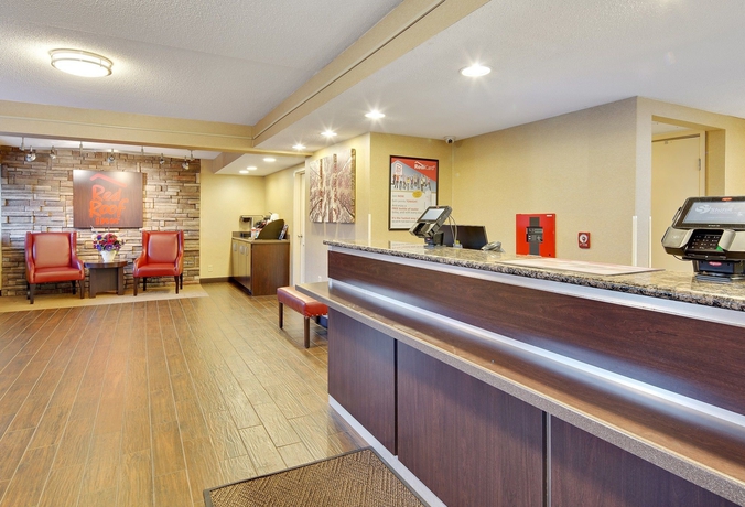 Imagen de los interiores del Hotel Red Roof Inn Detroit - Dearborn/greenfield Village. Foto 9