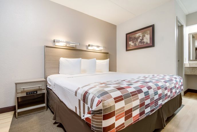 Imagen de la habitación del Hotel Red Roof Inn Detroit - Farmington Hills. Foto 2