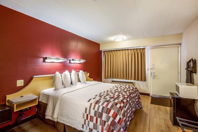 Imagen de la habitación del Hotel Red Roof Inn Detroit - Plymouth/ Canton. Foto 3