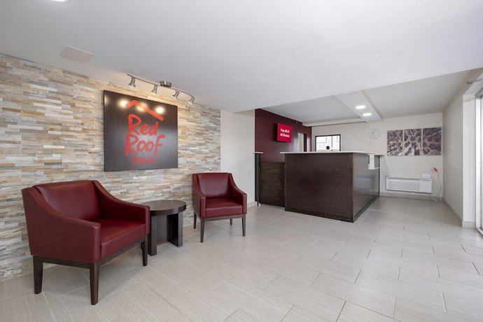 Imagen de los interiores del Hotel Red Roof Inn Fort Smith Downtown. Foto 18