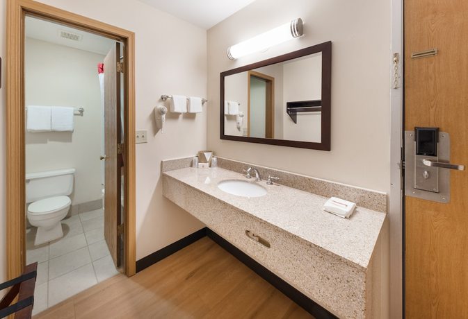 Imagen de la habitación del Hotel Red Roof Inn Fort Wayne. Foto 11