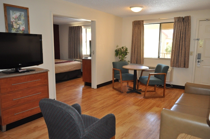 Imagen de los interiores del Hotel Red Roof Inn Gallup. Foto 15