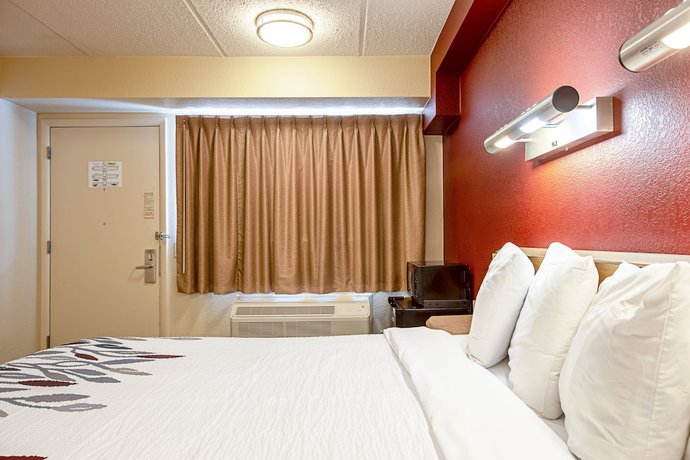 Imagen de la habitación del Hotel Red Roof Inn Greensboro Airport. Foto 7